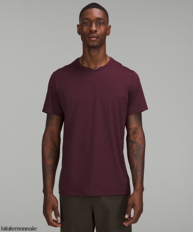 Lululemon Deutschland DELULU789 | Das Fundamentale T-shirt Cassis